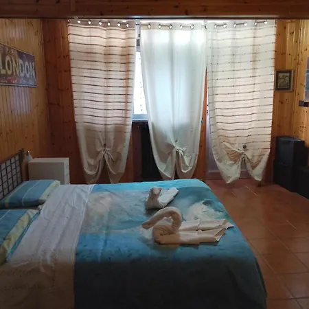 Alba Bed & Breakfast *